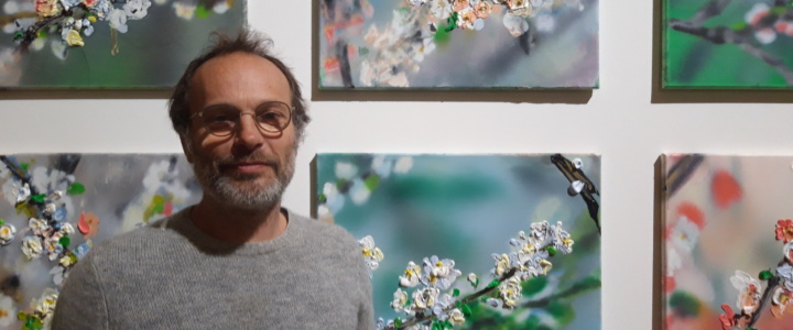 Passerelle – Les séduisantes vanités et surprises picturales de Fabien Boitard à la Chapelle des Pénitents